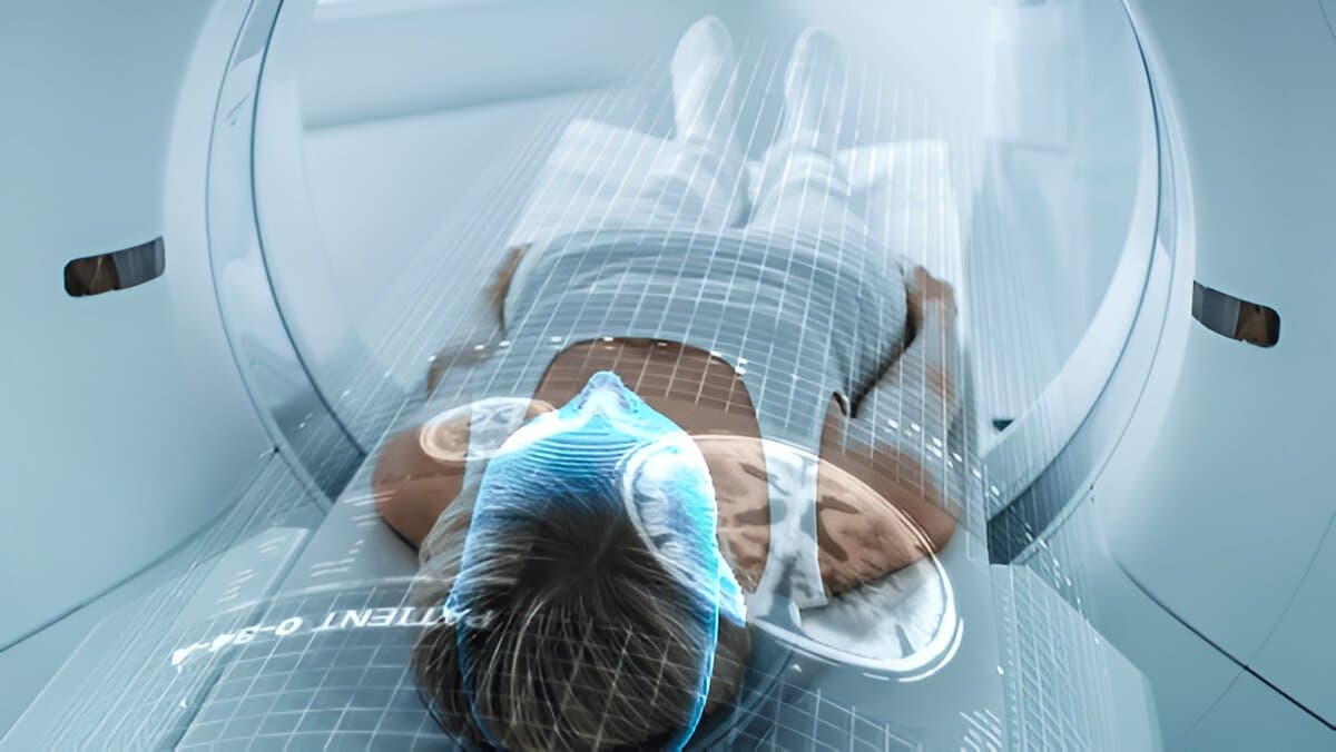 Neurotherapy clinic with AI brain mapping technology