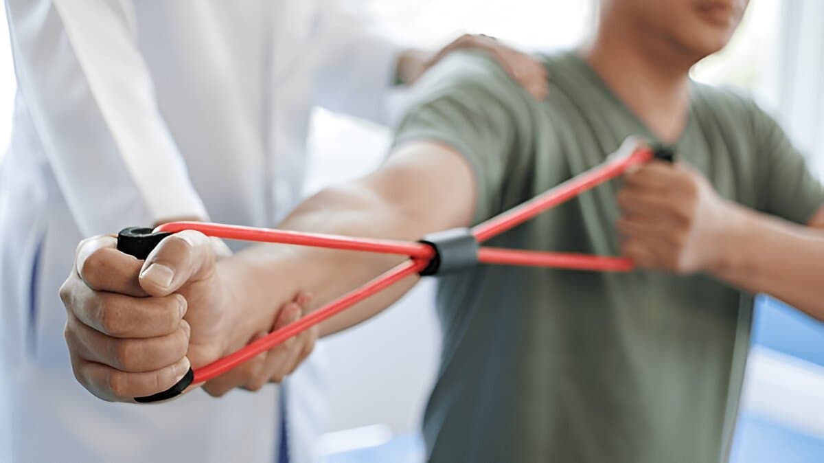 Occupational therapy practice with AI technology